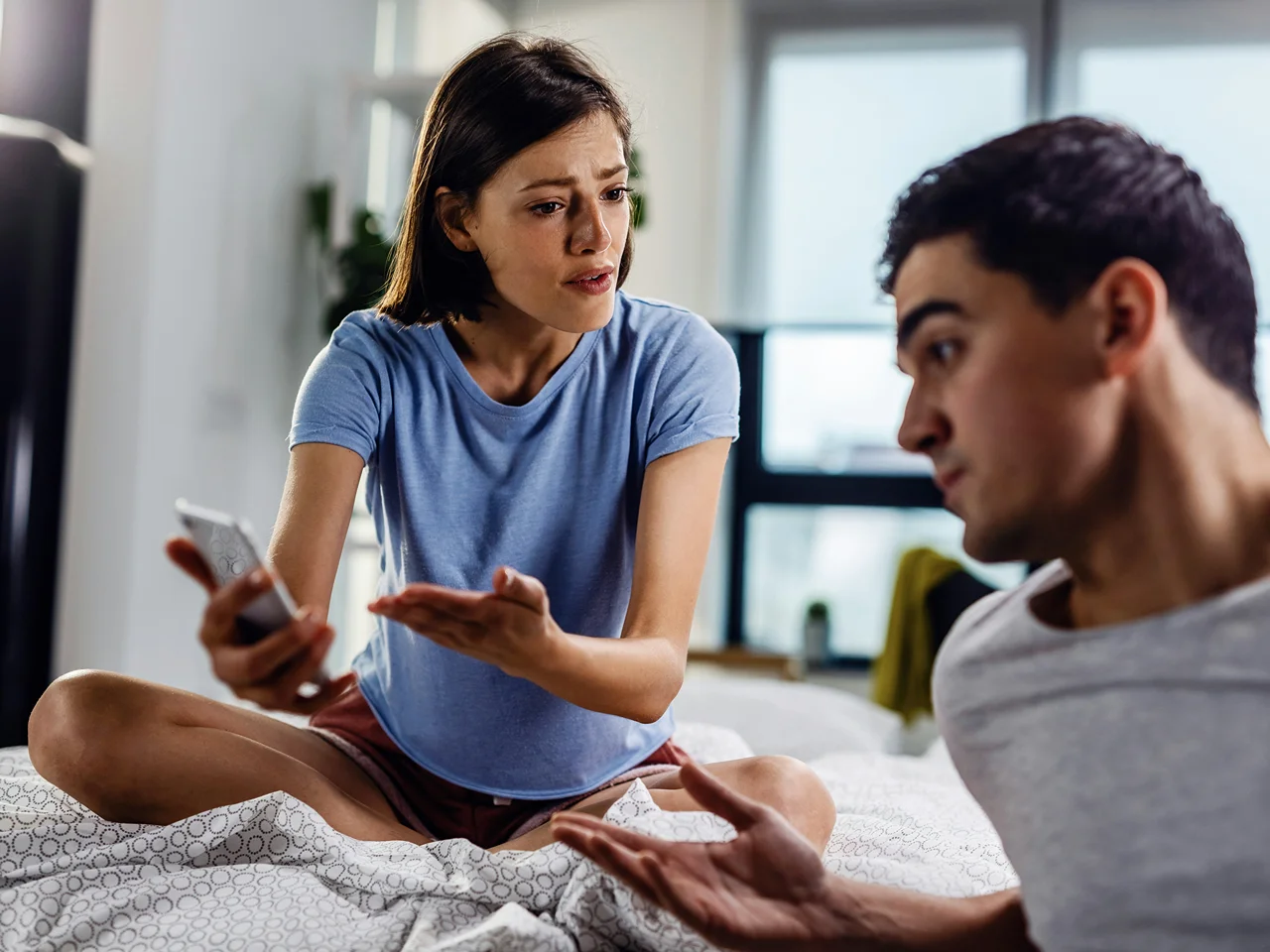 Essential Warning Signs of a Physical Affair You Must Recognize